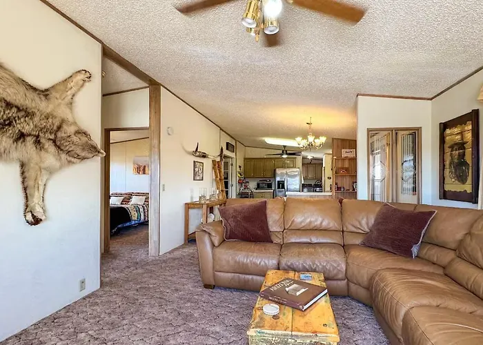 Desert View Retreat - Sleeps 22, Game Garage, Near Skywalk & Mead * Meadview